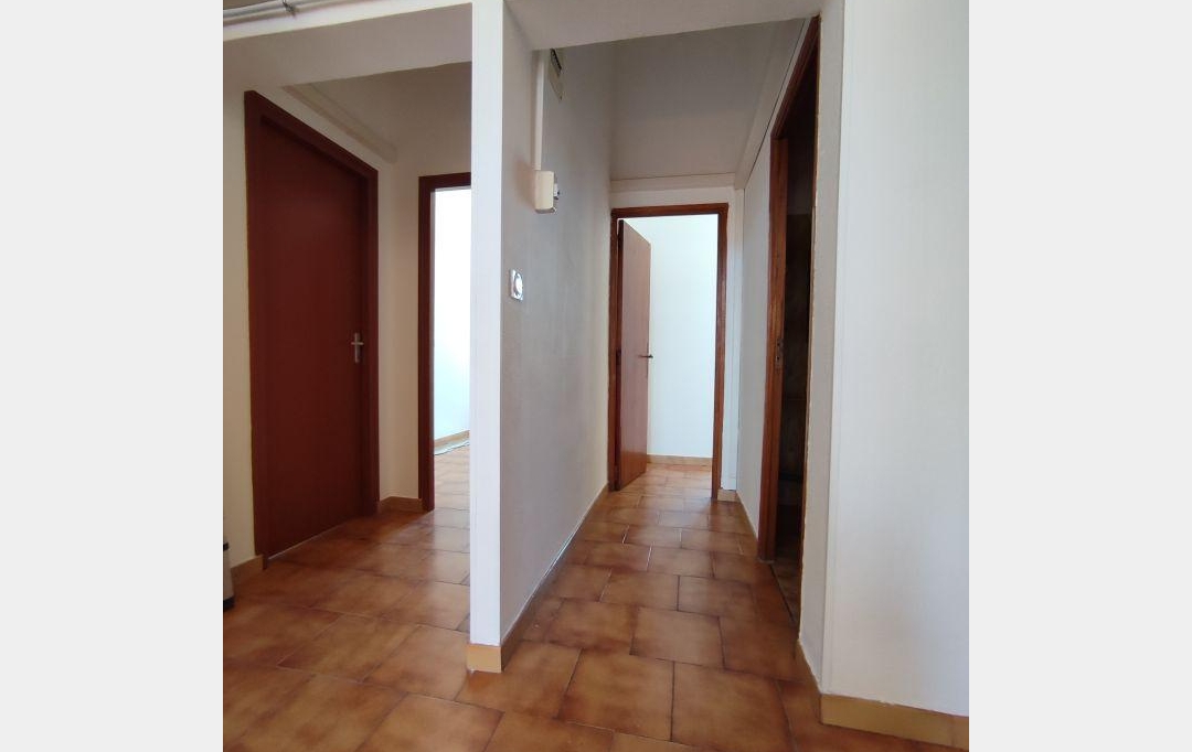 Annonces MAUGUIO : Appartement | MONTPELLIER (34000) | 75 m2 | 960 € 